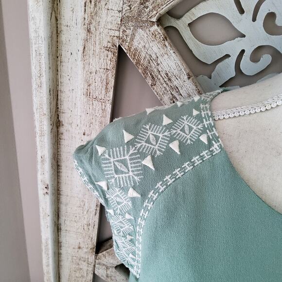 Francesca's Women's Cap Sleeve High Low Embroidered Shift Mini Dress Sage Green - Picture 3 of 9